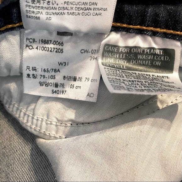 Levi’s High Rise Boyfriend Relaxed Straight Jeans - Picture 12 of 14